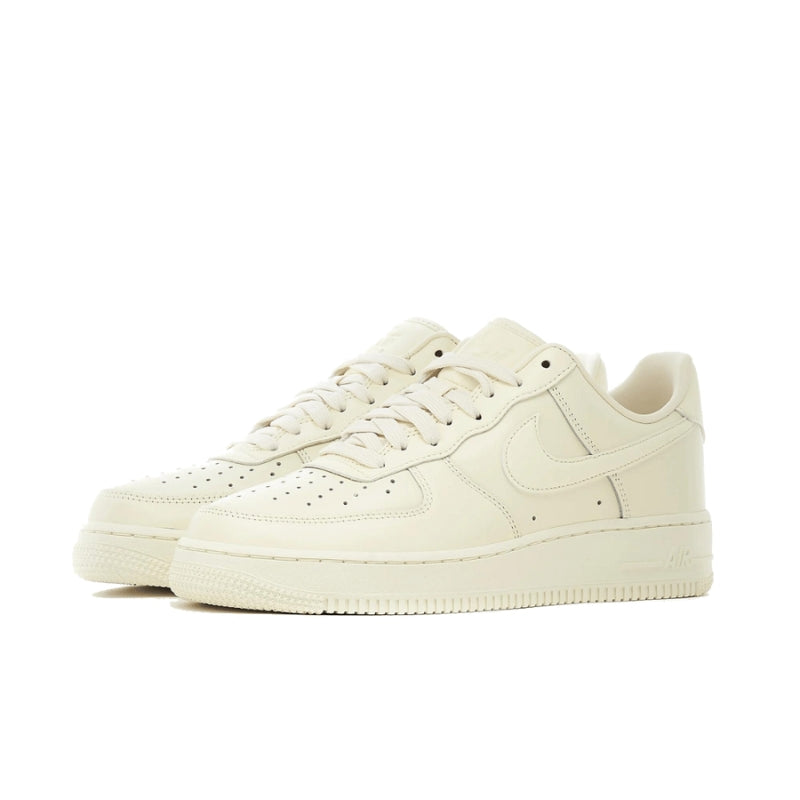 Tênis Nike Air Force 1 Low '07 Coconut Milk - DM0211-101