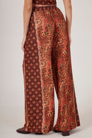 Calça Pantalona Terracota Estampa Cashmere Yacamim A6