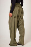 Calça Saruel Com Bolsões Verde Musgo Yacamim G1