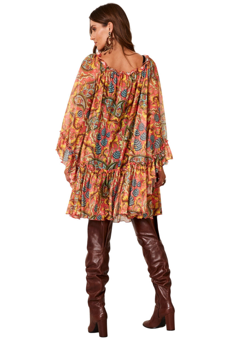 Vestido Curto De Tule Ciganinha Salmão Yacamim D24