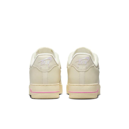 Tênis Nike Air Force 1 Low SE Coconut Milk Playful Pink - FB8251-101