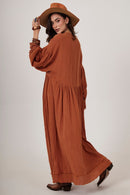 Vestido Longo Com Rendas E Crochê Marrom Yacamim D16