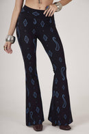 Calça Flare Cintura Alta Azul Marinho cashmere Yacamim A17