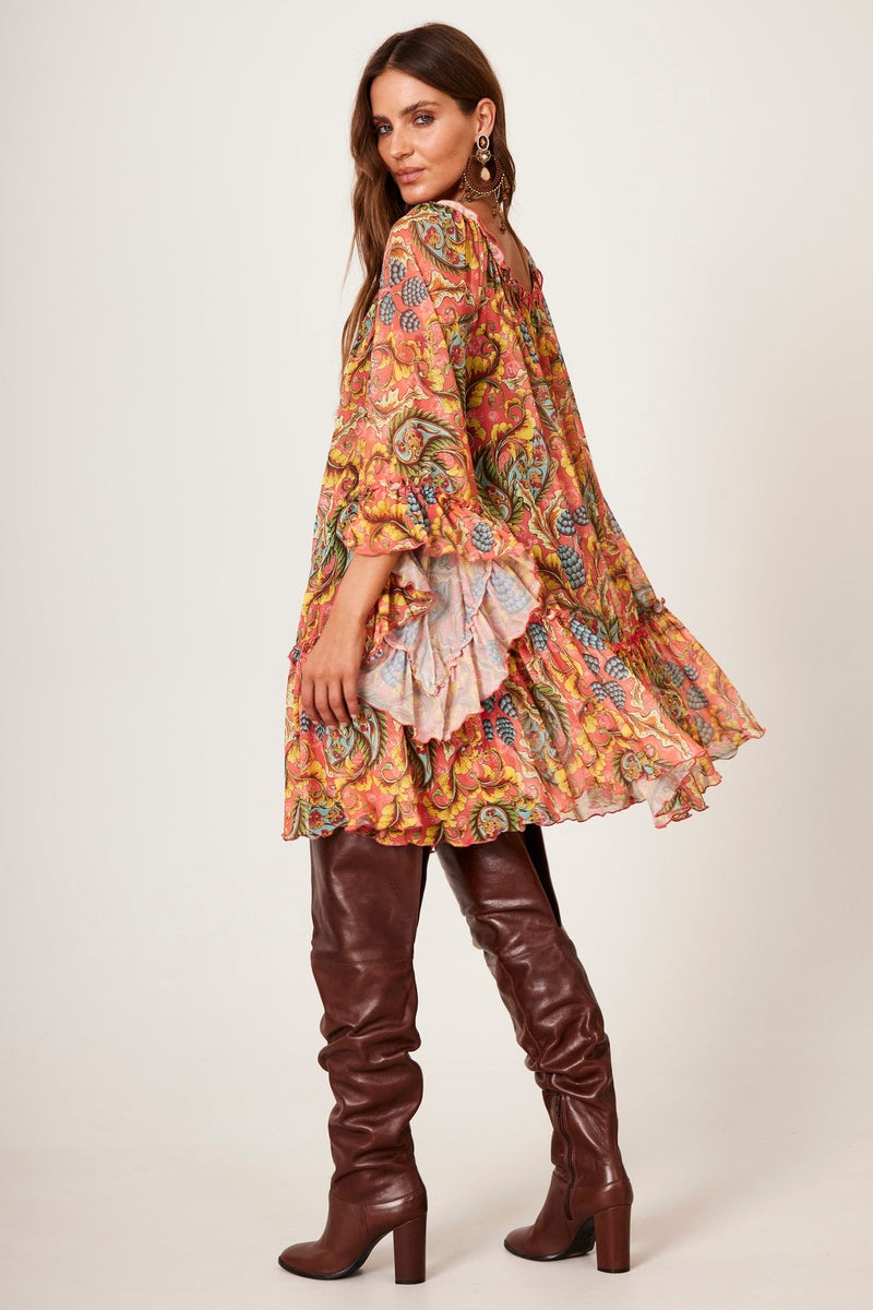 Vestido Curto De Tule Ciganinha Salmão Yacamim D24