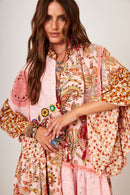 Vestido Curto Com Crochê Rosa Patchwork Estampa Cashmere Yacamim C16