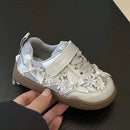 Tênis Infantil Florzinhas e Lacinho