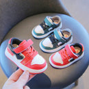 Tênis Infantil Moderno com Velcro