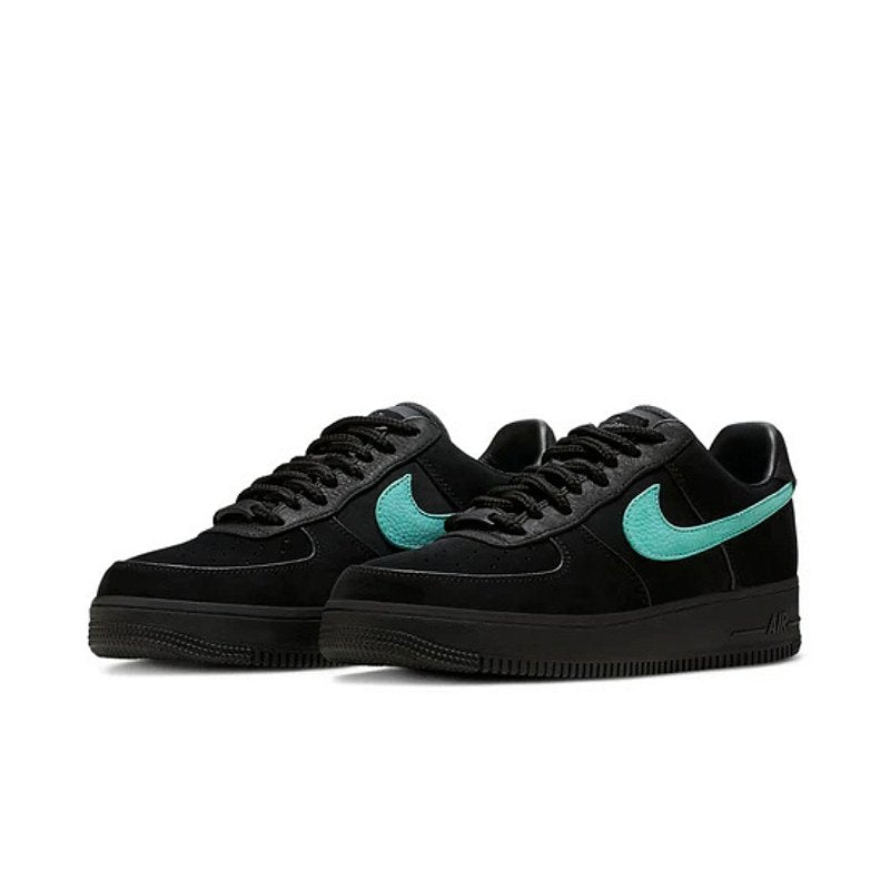 Tênis Nike Air Force 1 Low Tiffany & Co. 1837 - DZ1382-001