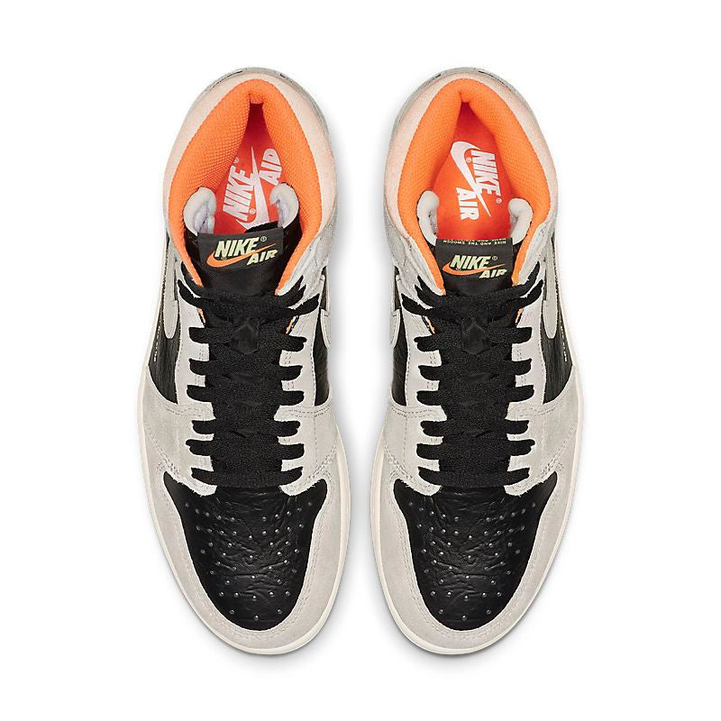Tênis Nike Air Jordan 1 Retrô High OG Neutral Sneakers Grey - 555088-018